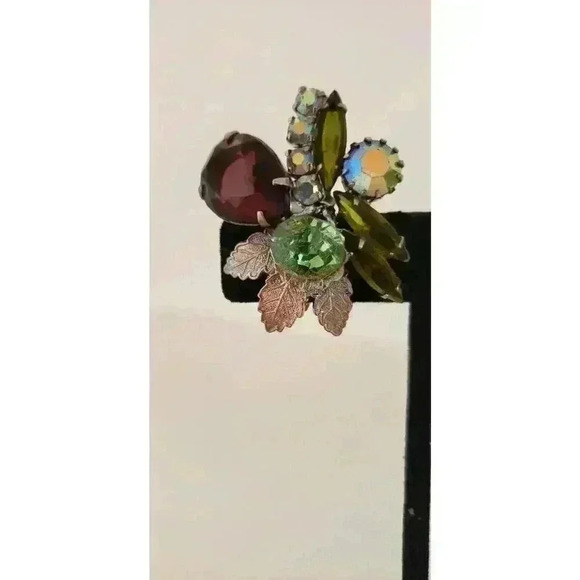 Vintage Earrings Huge Faceted Rhinestones Clip On Metal Leaves 1960s - Picture 8 of 14